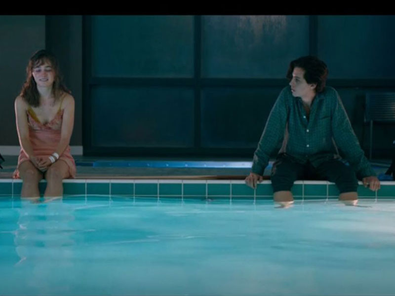 BREZ DOTIKA (romantična drama)