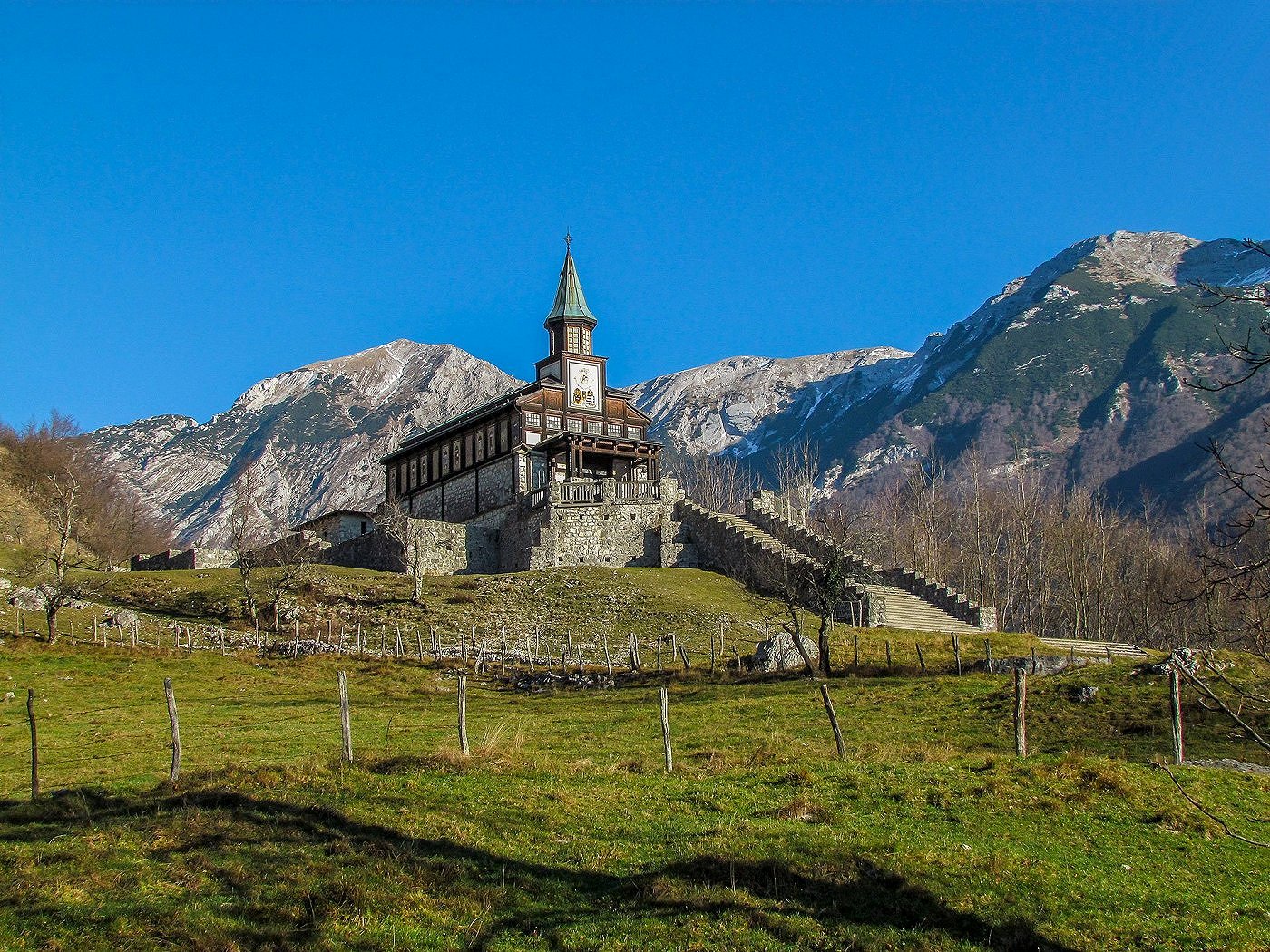Razstava Sporočilnost Javorce in predstavitev pobarvanke