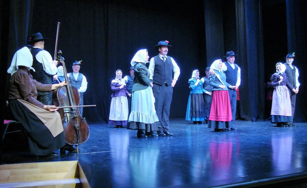 Folklorno popotovanje po Severni Primorski