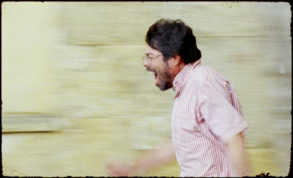 PESNIK (drama)