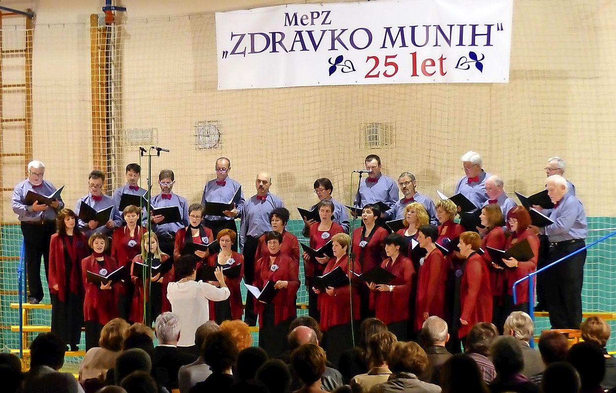 PRAZNIČNI POMLADNI POZDRAV